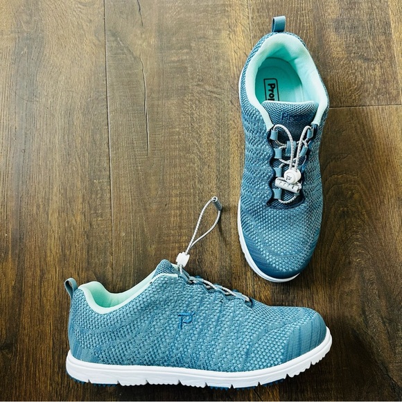 Propet Travelwalker Evo Sneaker | Size 9 X Wide - Picture 4 of 10